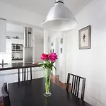 Onefinestay - Batignolles Private Homes